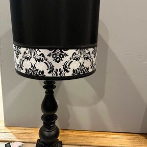 Elegant Table Lamp with Damask Shade